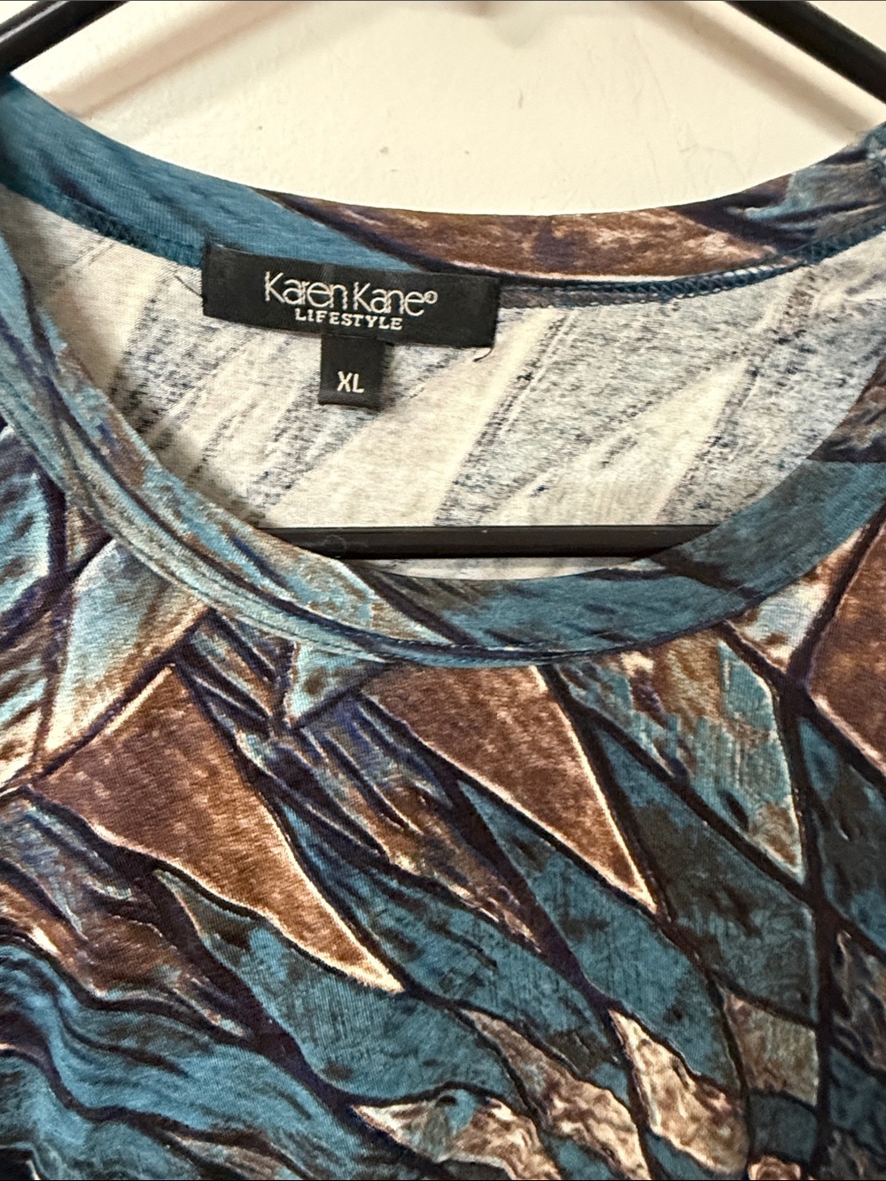 Karen Kane Blue and Brown Long Sleeve Geometric Print Top - Picture 2 of 2